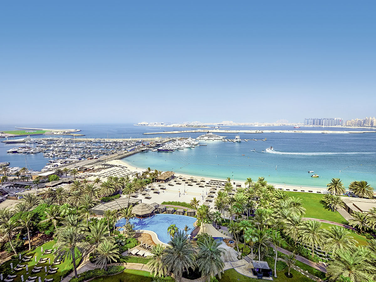 Le Méridien Mina Seyahi Beach Resort Marina