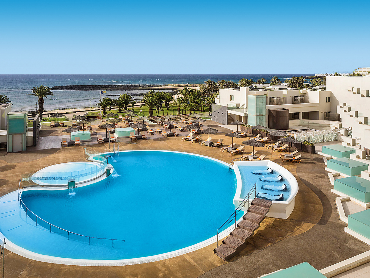 HD Beach Resort & Spa