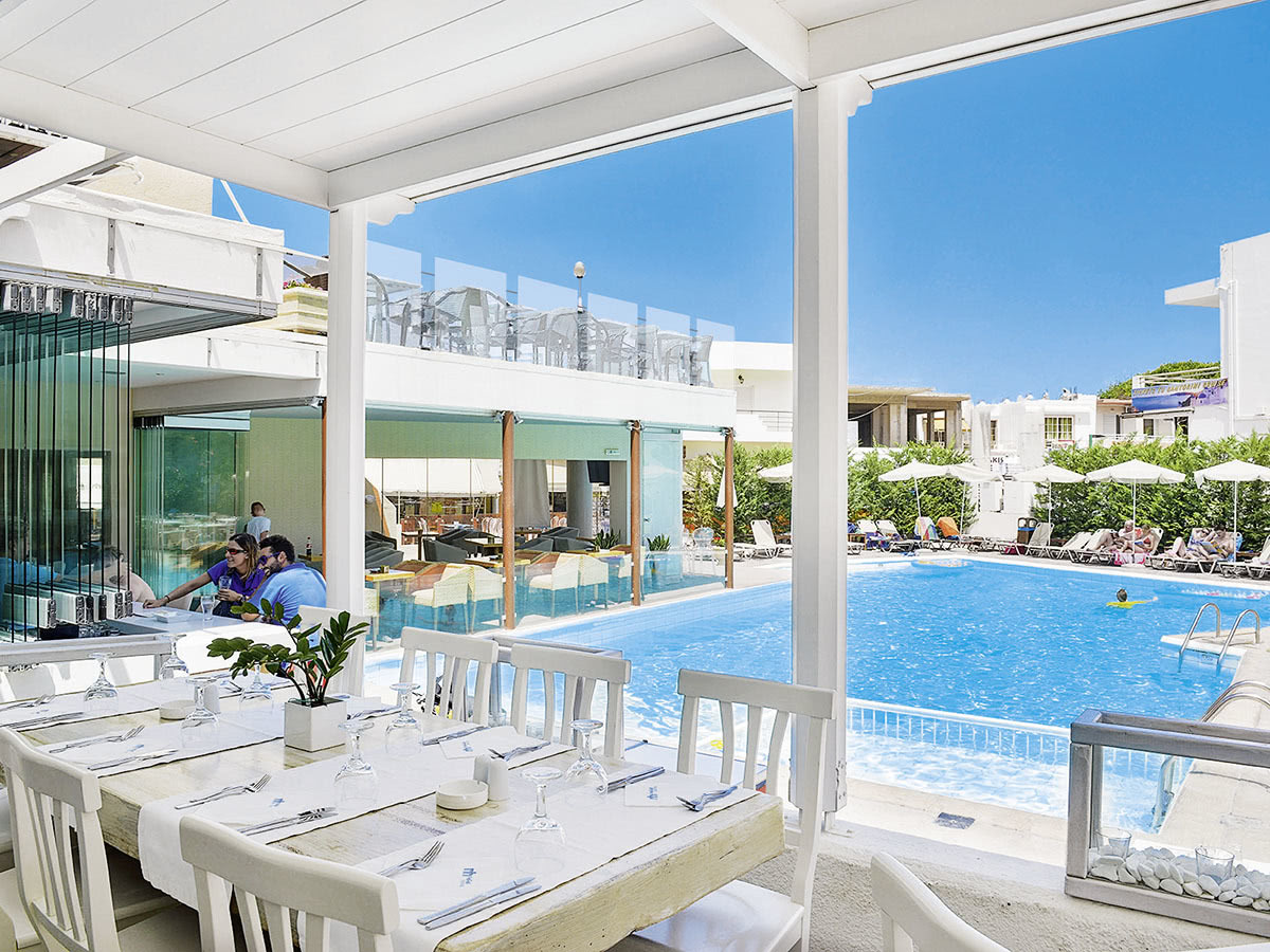 Hotel Nefeli Beach – 8 dagen – Hotel Nefeli Beach in Griekenland