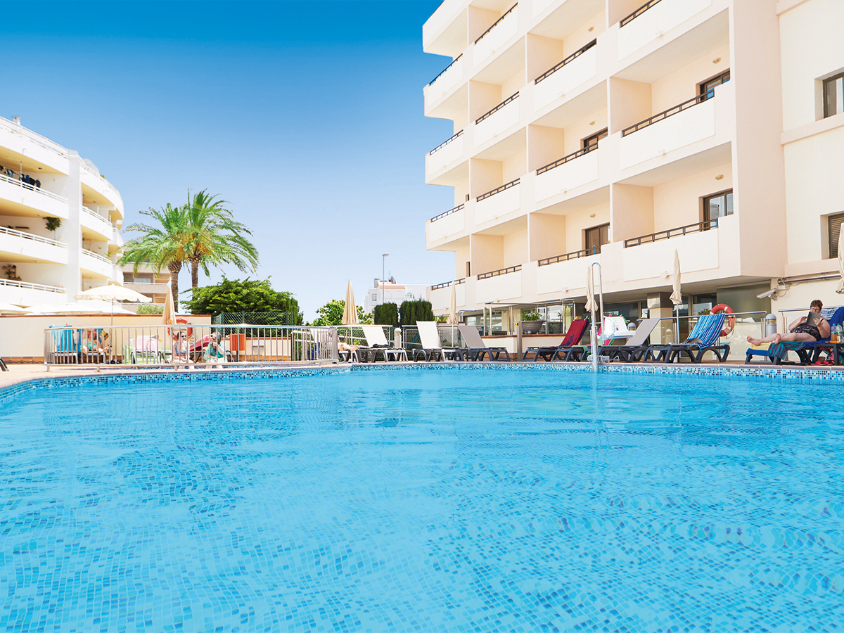 Invisa Hotel La Cala foto 3
