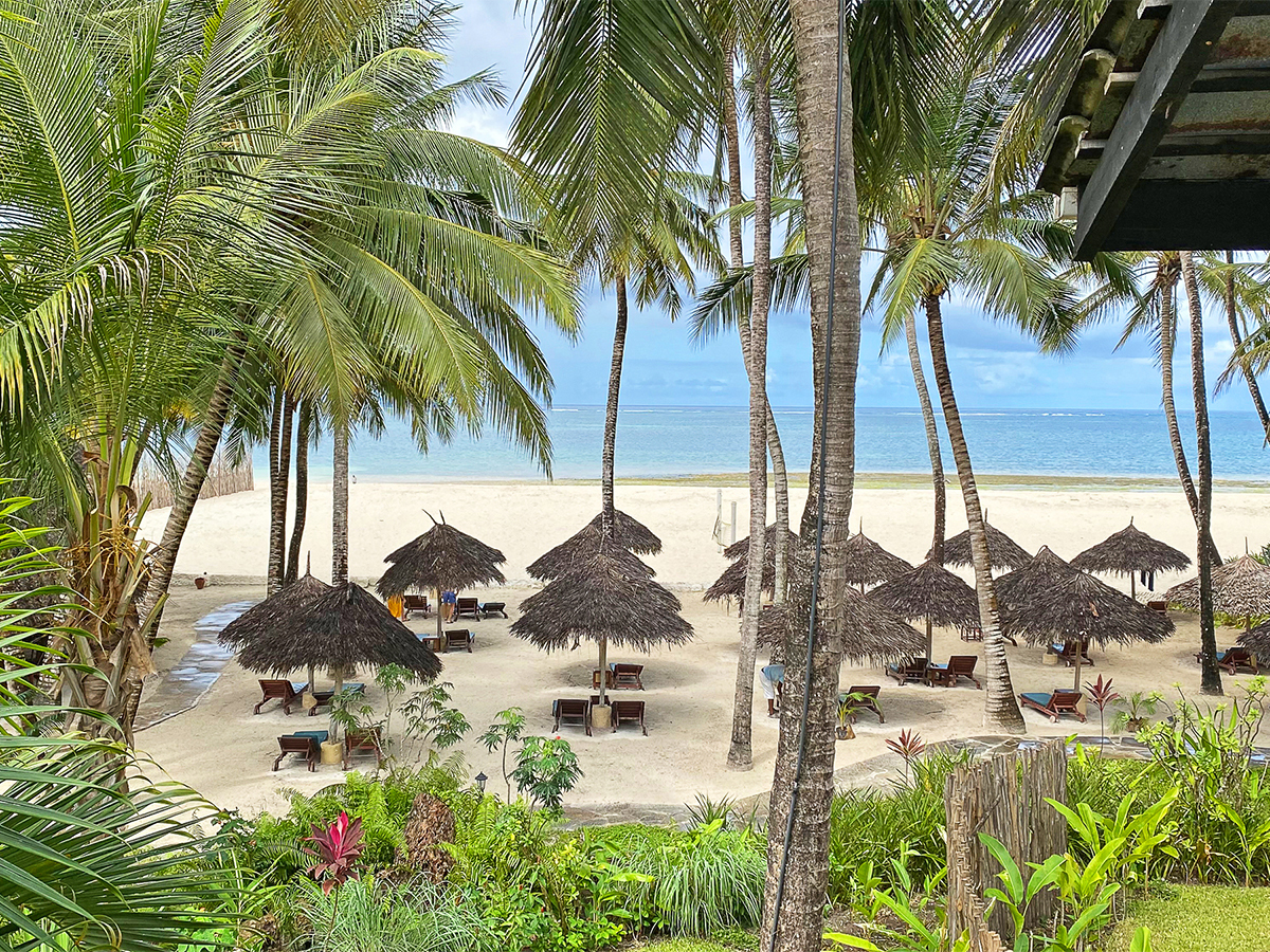 Pinewood Beach Resort & Spa – Kenia