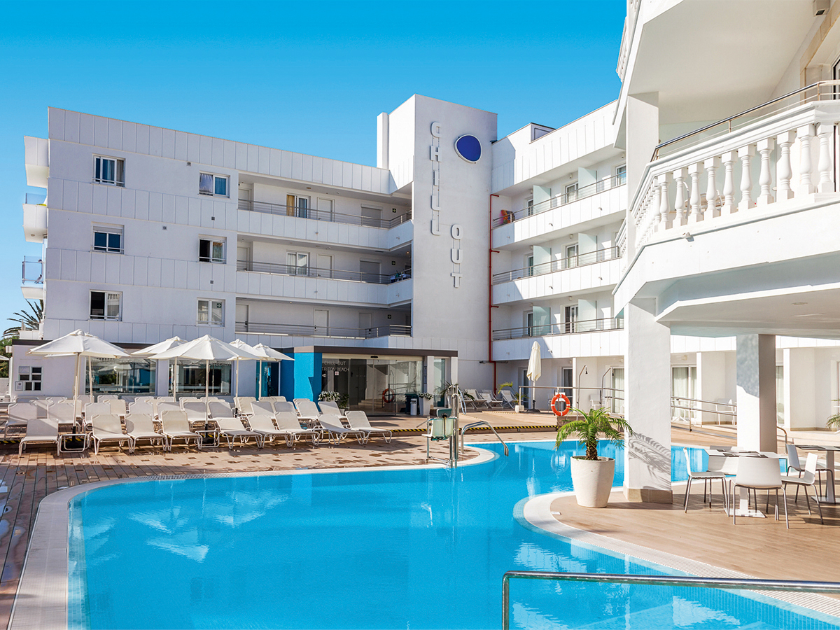 Hotel Tritón Beach by CREA