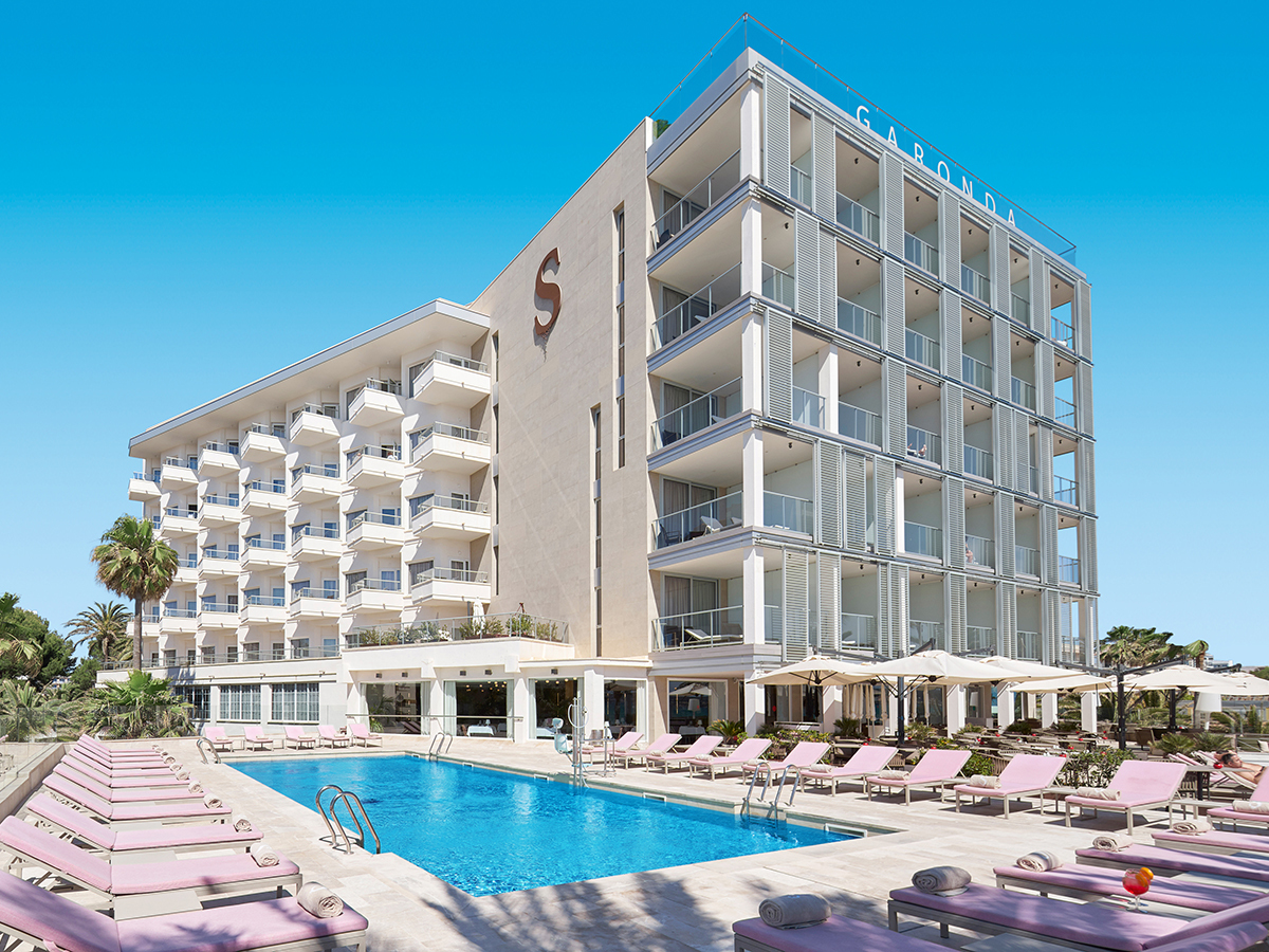 Hotel Pure Salt Garonda