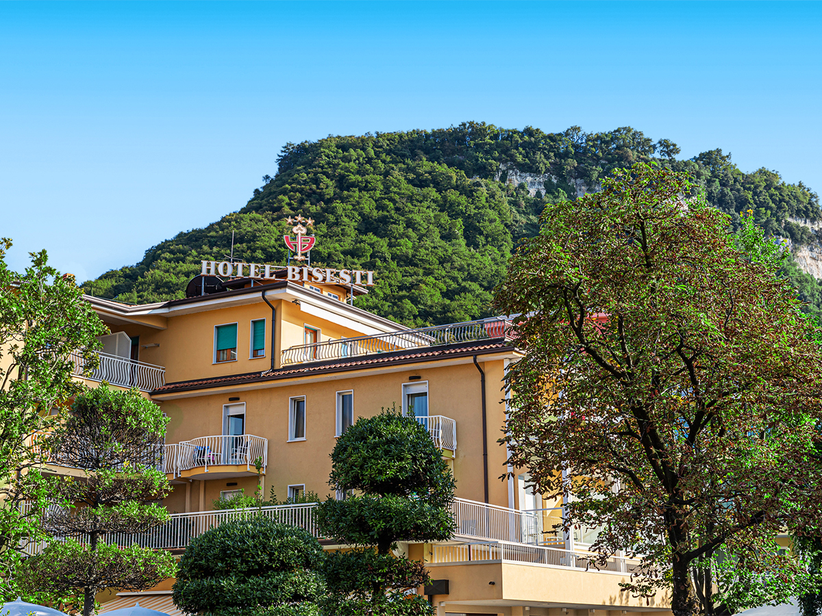 Hotel Bisesti – 8 dagen – Hotel Bisesti in Gardameer